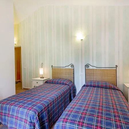 Villa Baja Sardinia فيلة *