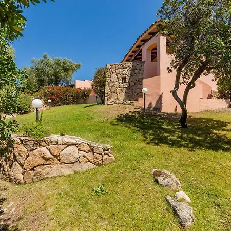 Villa Baja Sardinia * بايا سردينيا