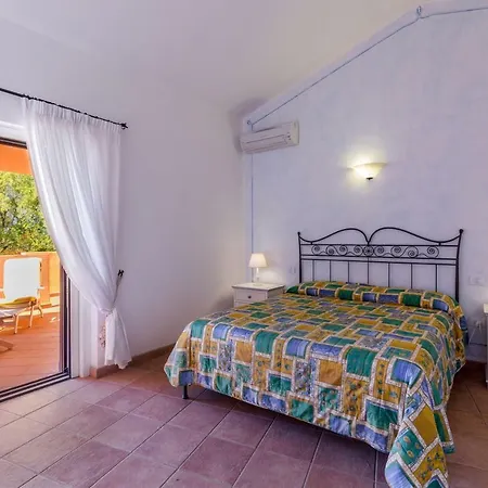 فيلة Villa Baja Sardinia *