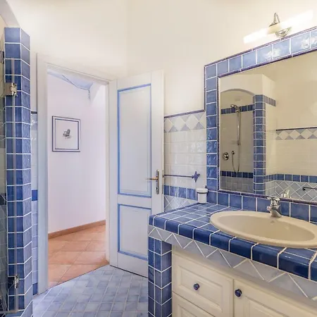 فيلة Villa Baja Sardinia *