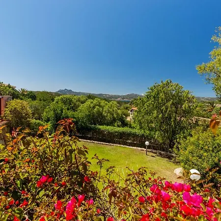 Villa Baja Sardinia * بايا سردينيا