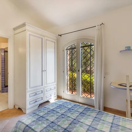 Villa Baja Sardinia فيلة *